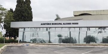 O Auditório Municipal Alcides Rossi fica no Paço Municipal. (Divulgação/Prefeitura de Itapetininga)