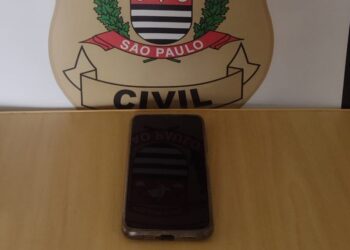 pós apurar que o suspeito residia em Itapetininga, a Polícia Civil assumiu as investigações e, diante de todos os elementos coletados e a identificação do endereço exato do homem, a autoridade policial representou pelo Mandado de Busca e Apreensão, que foi expedido pelo Judiciário. (Divulgação)