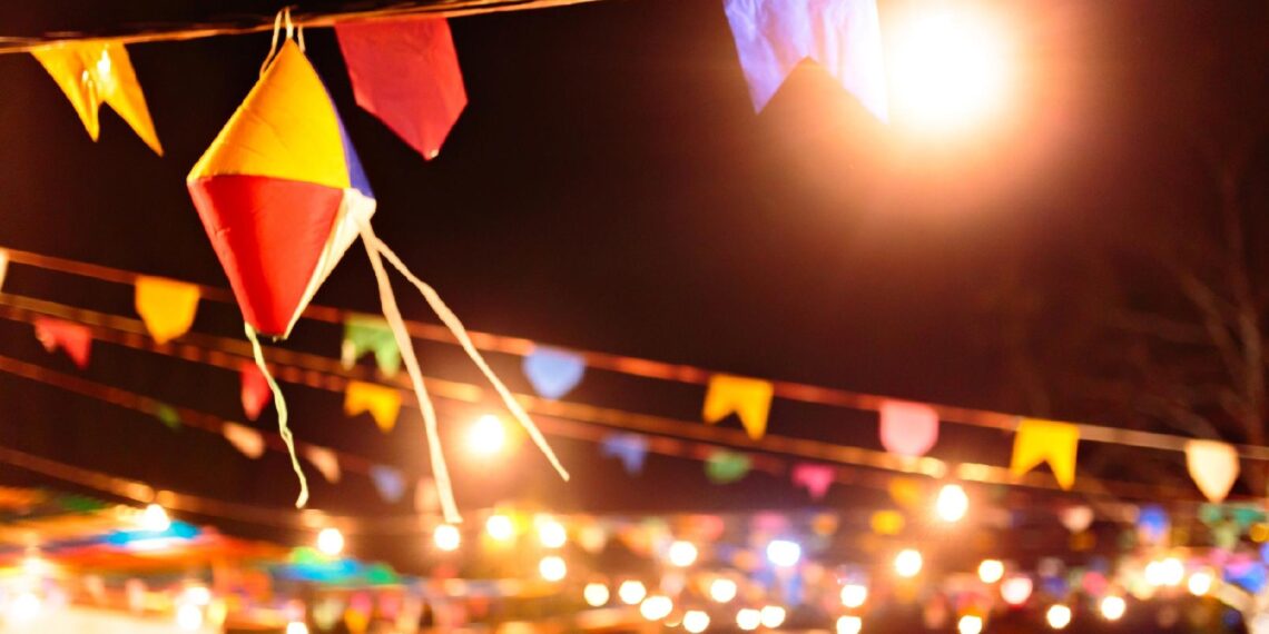 Durante todo o mês de junho — se estendendo até agosto (ou mais) —, as festas juninas marcam presença nos quatro cantos do Brasil. (Divulgação)