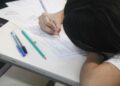 A prova do Encceja está aberta a jovens e adultos residentes no Brasil e no exterior, inclusive presidiários que não tiveram oportunidade de concluir seus estudos na idade apropriada. (Alexandre Campbell)