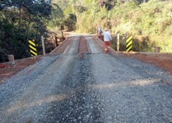 Com as ligações, a administração garantiu o deslocamento das famílias aos postos de saúde, às escolas, além garantir a saída dos produtos agrícolas e a chegada de insumos e técnicos. (Divulgação)