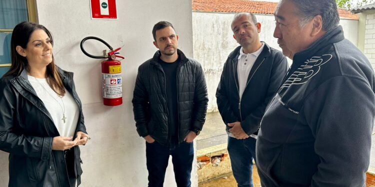 A deputada federal Simone Marquetto (MDB-SP) visitou as obras da Casa da Gestante e da Saúde da Mulher, em Capão Bonito. (Divulgação)