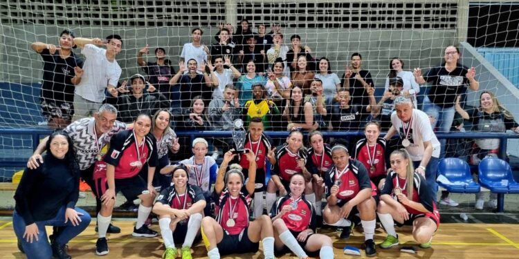 Na Comissão técnica, Marinho Mello, Marcelo Mello, Ana Zanon e Bianca Rother.(Divulgação)