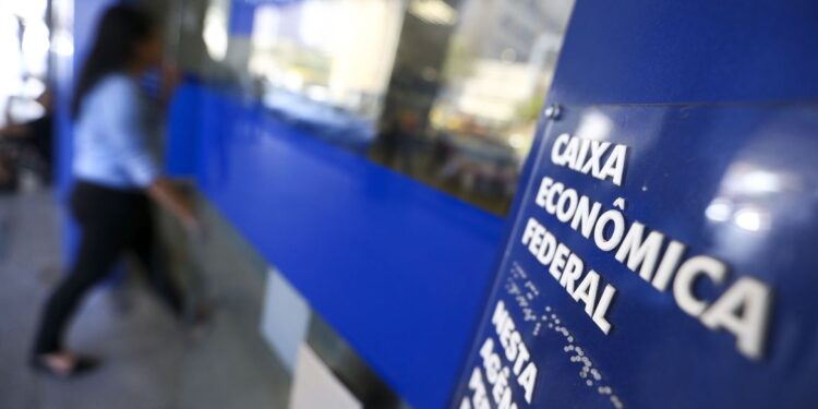 Caixa Econômica Federal inicia a liberação do saque de até R$ 500 em contas do Fundo de Garantia do Tempo de Serviço (FGTS). (Divulgação)