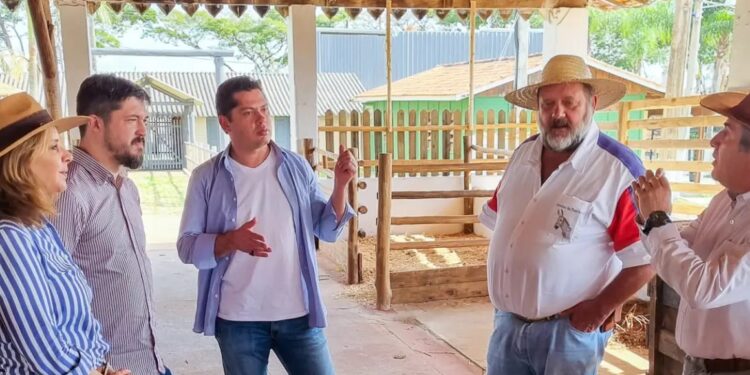 A atividade possui a parceria da Prefeitura de Itapetininga para recuperar a história e tem como objetivo reviver a cultura tropeira, que contribuiu para o desenvolvimento do estado a partir do século XVIII. A 1ª Festa Tropeira de Itapetininga é organizada pela Dikabel Eventos e Promoções, Associações de Cavaleiros e Muladeiros de Itapetininga e Mackenzie Voluntário. (Divulgação)