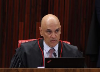 O presidente da Corte, ministro Alexandre de Moraes, participa da abertura da  sessão plenária do segundo semestre forense de 2023, Foto Valter Campanato/Agência Brasil.