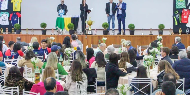 Em uma participação histórica, Itapetininga conquistou o 3º lugar na classificação geral da competição. (Divulgação)