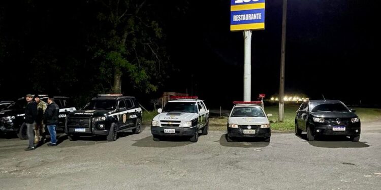 Em decorrência dessas descobertas, foi deflagrada a "Operação 55x", que resultou no cumprimento de 13 mandados de busca e apreensão, além de quatro mandados de prisão preventiva nas cidades de Pilar do Sul, Capão Bonito e Buri. (Divulgação)