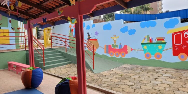 O processo criativo se inicia com uma visita ao local, para identificar a função e contexto do ambiente. (Divulgação)