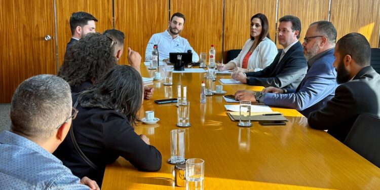 O pedido havia sido feito pela categoria à deputada federal Simone Marquetto, que prontamente levou ao governador do estado de São Paulo, Tarcísio de Freitas (Republicanos) e ao Detran. (Divulgação)