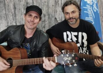 Neste espetáculo, Rodrigo e Ian desfilam clássicos do Clube da Esquina e composições próprias. (Divulgação)