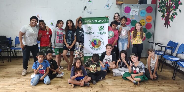 O objetivo principal deste curso foi propiciar informações sobre a saúde bucal com vistas a desenvolver hábitos preventivos, melhorando a qualidade de vida e bem-estar do aluno. (Divulgação)