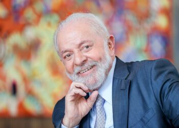 Presidente da República, Luiz Inácio Lula da Silva, durante o videocast “Conversa com o Presidente”, no Palácio da Alvorada. Brasília. (Foto: Ricardo Stuckert / PR)