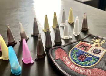 No Jardim Nova Era, foram encontrados 35 microtubos de cocaína. (Divulgação)