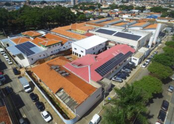 Hospital Doutor Léo Orsi Bernardes, sob gestão da Beneficência Nipo-Brasileira de São Paulo (Enkyo), está implantando 800 placas fotovoltaicas em sua estrutura. (Divulgação)
