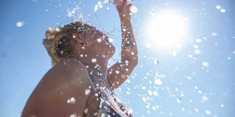 As altas temperaturas trazem inúmeros problemas de saúde; calor extremo está ligado a 5,7% dos óbitos na América Latina. (Divulgação)