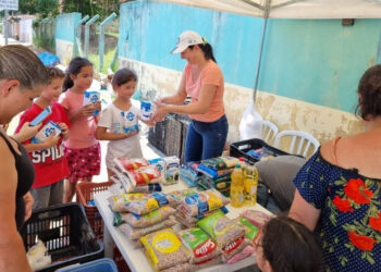O “Câmbio Verde” aceita latas de alumínio, embalagem de água sanitária, margarina e detergente, garrafas PET, caixinhas de leite, vidro, mangueiras, plástico filme, PVC, sacolas, papéis do tipo papelão, jornais, entre outros. (Divulgação/Prefeitura de Itapetininga)
