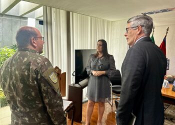 A deputada federal Simone Marquetto visita Quartel-General do Comando Militar do Sudeste em São Paulo. (Divulgação)