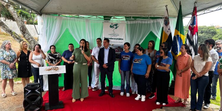 Foi inaugurada a sede do Projeto Flanelinha, no Jardim Brasil. (Divulgação)