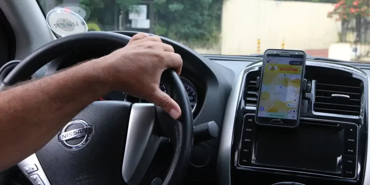 A profissão de motorista de aplicativo é uma das mais comuns no Brasil. (AgÊncia Brasil)