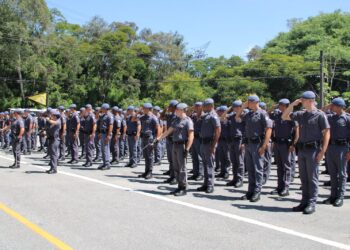 Para participar do concurso, o candidato deve ter entre 17 e 30 anos e estar em dia com os certificados eleitorais e militares. (Divulgação)
