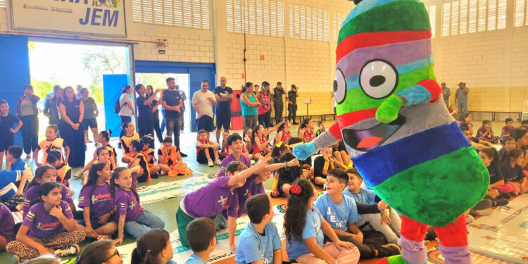 O JEM tem como objetivos promover a saúde a inclusão, incentivar a prática de atividades físicas e o estimular o senso de trabalho em equipe. (Divulgação)