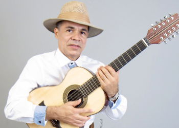 oão Ormond, cantor, compositor, violeiro e historiador, formado pela UFMT, é um dos representantes contemporâneos da música regional brasileira. (Divulgação)