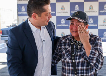 Sorrisos, lágrimas e muita emoção foram os principais registros de um momento histórico para as 164 famílias. (Divulgação)