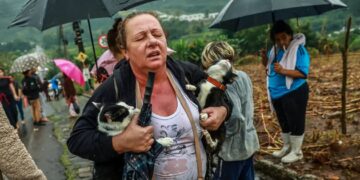 A quantidade de pessoas desalojadas no Rio Grande do Sul mais que dobrou. (Diego Vara/Reuters)