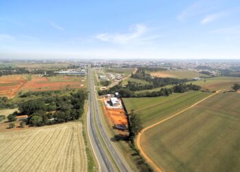 O novo complexo está sendo construído na Rodovia Raposo Tavares (SP-270), com acesso no km 160. (Divulgação)