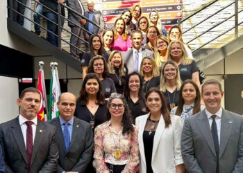 A deputada federal Simone Marquetto participa ao lado de autoridades do estado de SP da inauguração da nova sede DIG – DISE de Itapetininga. (Divulgação)