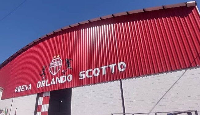 Fundado por ferroviários da extinta Estrada de Ferro Sorocabana, em 11 de junho de 1945, o CASI tem sido sinônimo de esporte e cultura. (Divulgação)