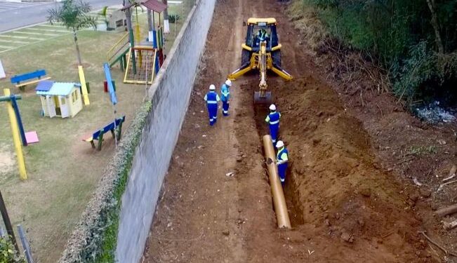 A iniciativa tem como objetivo facilitar a coleta de esgoto nos bairros Vila Recreio e Cruzeiro do Sul, proporcionando melhorias significativas na infraestrutura sanitária local. (Divulgação)