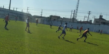 Jogo de futebol. (Divulgação)