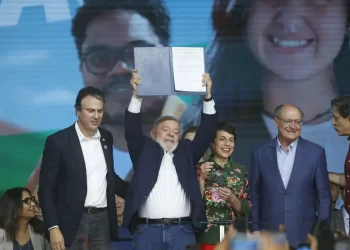 Presidente Lula destacou a importância da educação para a igualdade social. (Paulo Pinto/Agência Brasil)