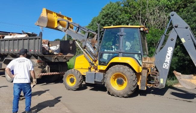 Retroescavadeira. (Divulgação)