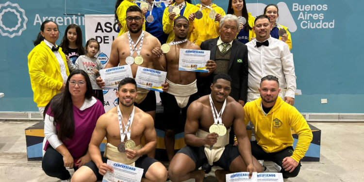 Equipe de sumô da Kodokan de Itapetininga. (Divulgação)