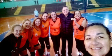 Equipe de vôlei. (Divulgação)