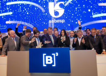 A privatização da Sabesp foi concluída nesta terça-feira (23) com o evento de toque de campainha na B3. (Divulgação)