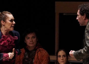 Nesta oficina, ele irá proporcionar aos participantes as ferramentas necessárias para o processo de escrita baseados em fatos e histórias reais. (Divulgação)