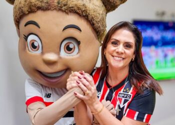 A deputada federal Simone Marquetto (MDB-SP), que integra o Grupo de Trabalho de Combate ao Racismo e à Violência no Futebol. (Divulgação)