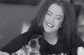 A protetora dos animais Jucimare Siqueira de Abreu tinha 33 anos. (Arquivo Pessoal)