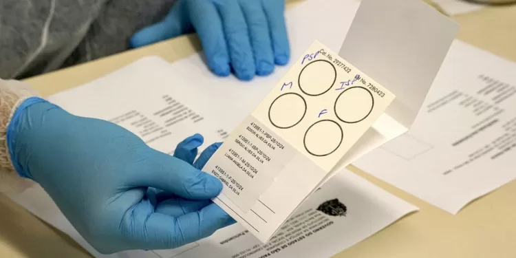 Imesc realiza Mutirão 'Encontre seu pai aqui'. Foto: Celso Silva/Governo do Estado SP