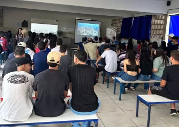 O evento foi na escola Estadual Professor Evônio Marques no distrito da Varginha, com a participação de alunos do ensino médio. (Divulgação)