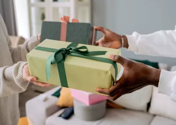 Comuns nessa época do ano, a troca de produtos pode ser uma dor de cabeça para muitos consumidores. (Arquivo)