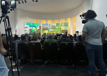 O prêmio, que integra um programa de reconhecimento aos municípios que desenvolvem ações para fortalecer a área rural, reconheceu os esforços das cidades em beneficiar o homem do campo e fomentar o desenvolvimento do setor agrícola. (Divulgação)