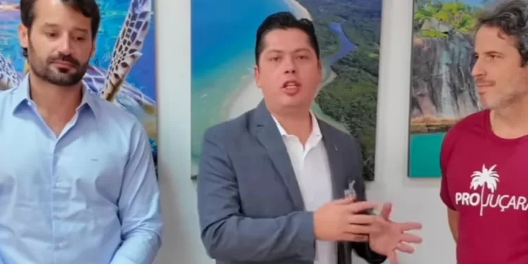 O prefeito Jeferson Brun (Republicanos) se reuniu com o secretário estadual de Agricultura, Guilherme Piai e o diretor da Fundação Floresta, Rodrigo Levkovicz. (Reprodução/ Instagram)