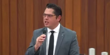 O prefeito de Itapetininga, Jeferson Brun (Republicanos). (Reprodução/Câmara de Itapetininga)