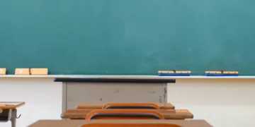 Sala de aula. (Canva)