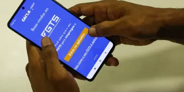 O saque-aniversário foi instituído em 2020 conforme estabeleceu a Lei Federal 13.932/2019. A modalidade permite que o trabalhador retire parte do saldo de sua conta no fundo anualmente, no mês do seu aniversário. (José Cruz/Agência Brasil/Arquivo)